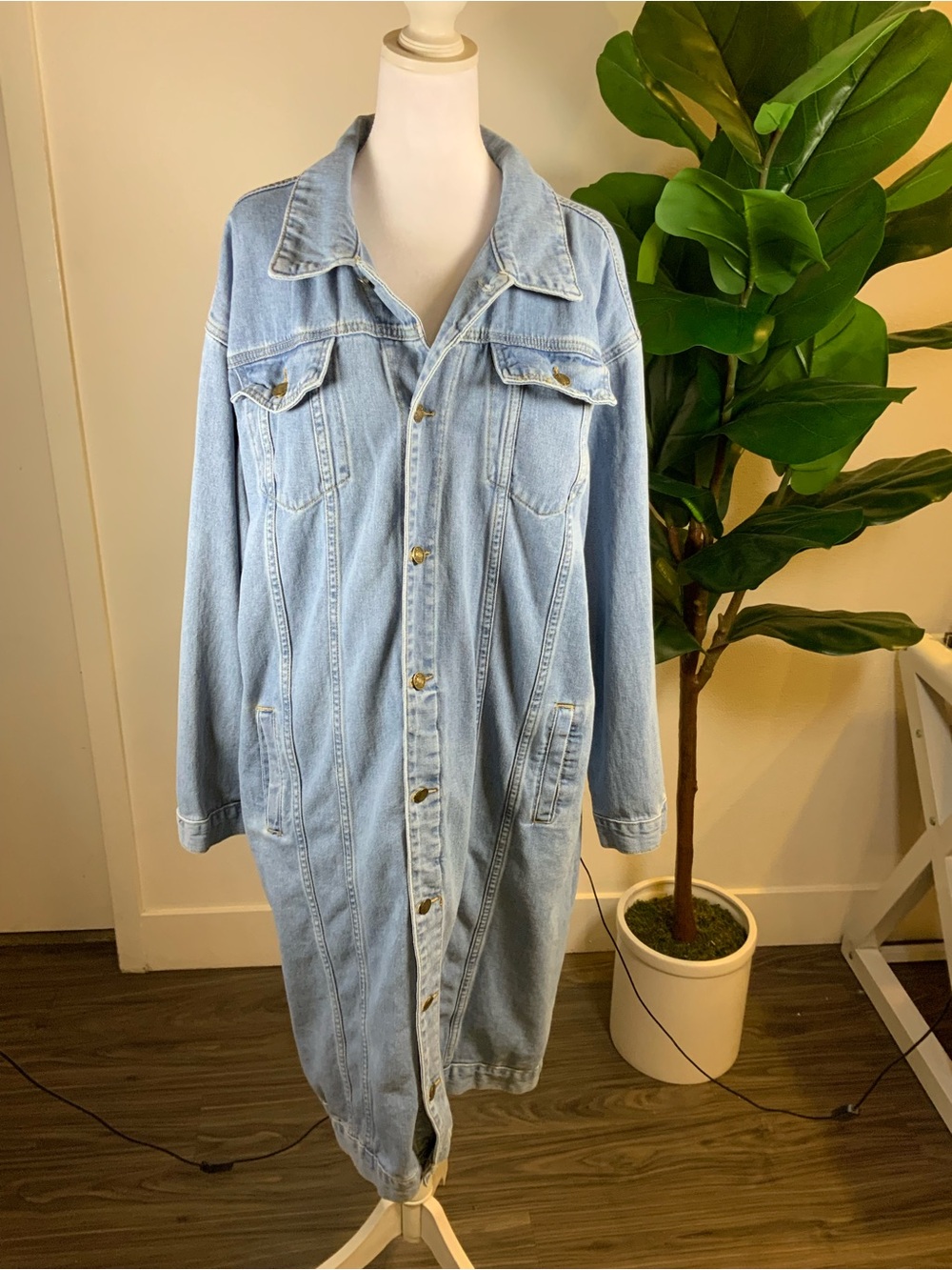 Classic Light Blue Denim Longline Jeans Jacket - Women